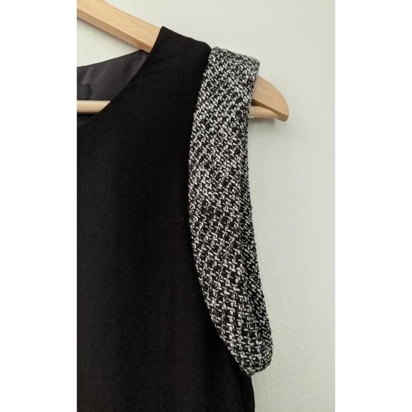 C. Luce Black and Grey Sleeveless Top - Picture 5 of 6